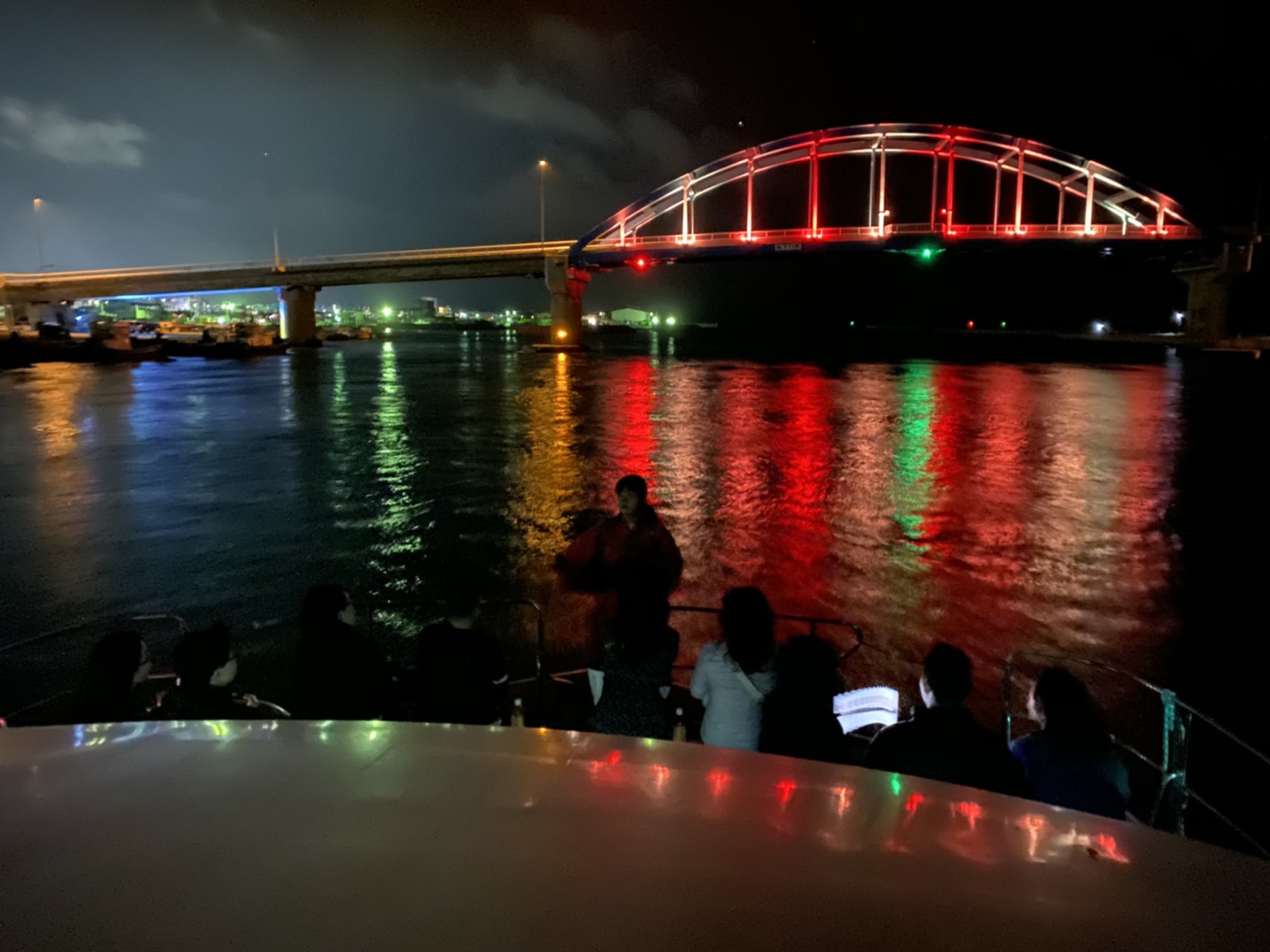 三線ライブで南国感たっぷり