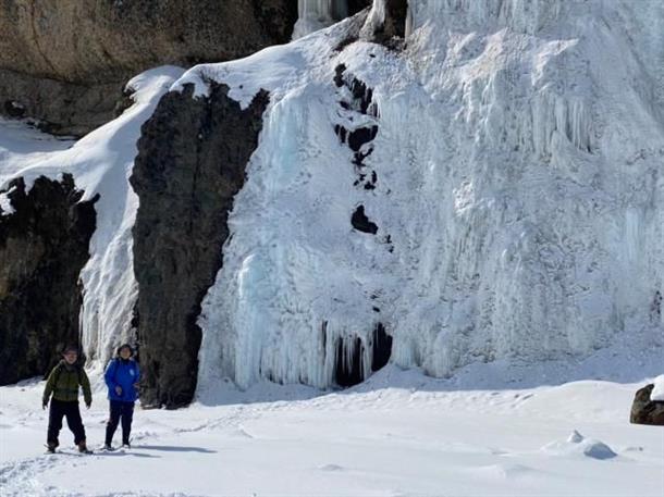 大迫力の氷瀑