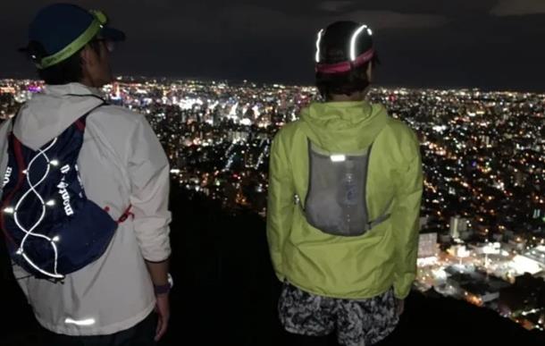 山頂からは絶景の夜景