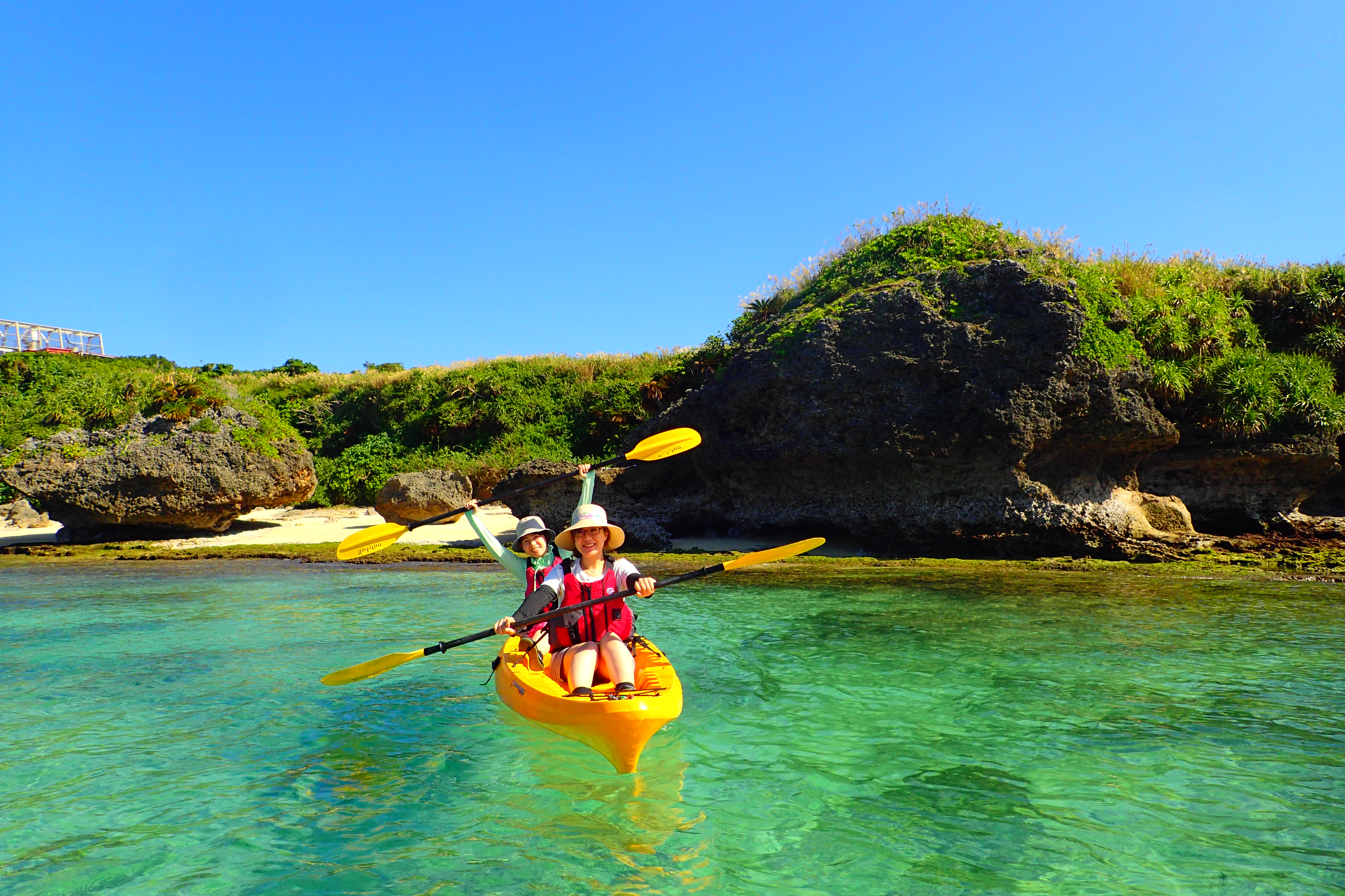 日が沈む前の青い海も楽しめちゃう♪
