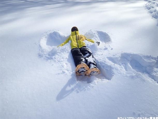 天然雪へダイブ！