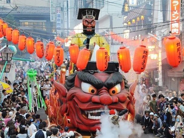 閻魔様が鬼たちを引き連れ登別にやってくる