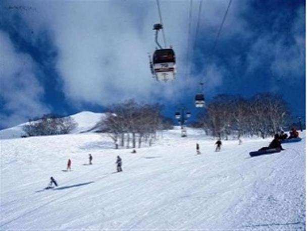 広々としたスキー場で短い冬を楽しもう！