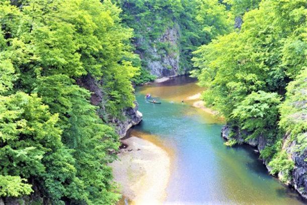 定山渓温泉街からカヌー体験♪