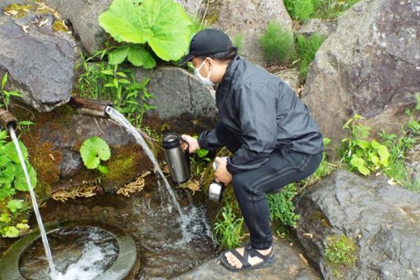 富良野の湧水で入れたコーヒーを楽しむ♪