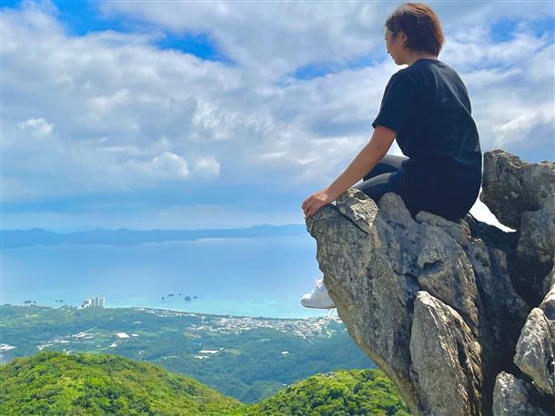 嘉津宇岳連山ビュー