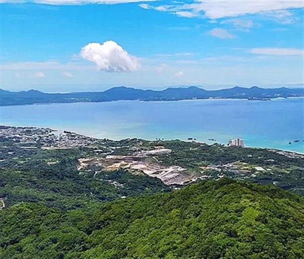 山頂の景色は絶景♪
