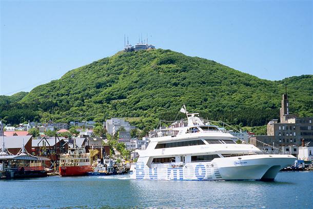 海から見える函館大パノラマを見に行こう！