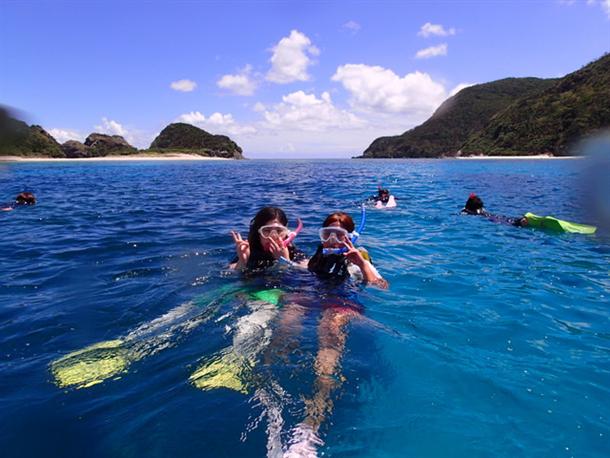 シュノーケリングで浮遊♪