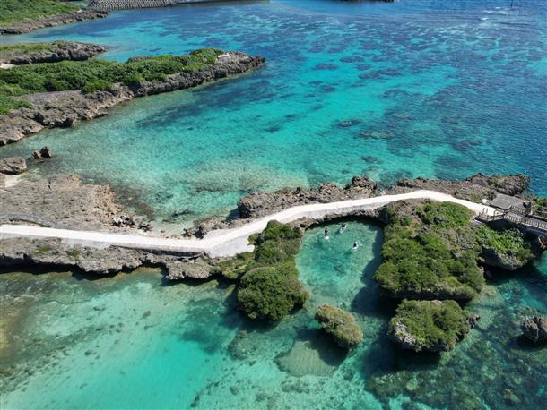 透明度の高さと青さは日本有数の宮古島★