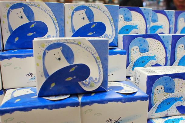 限定デザインの可愛いお土産がいっぱい！
