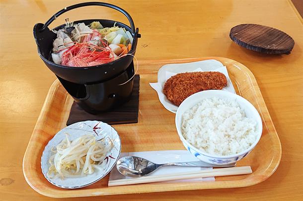 昼食は浜なべ、ほっけのフライ　※イメージ