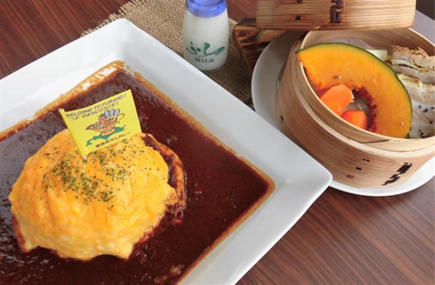 富良野オムカレーランチ付きバスツアー