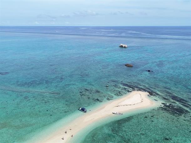 人気の絶景スポット「幻の島」
