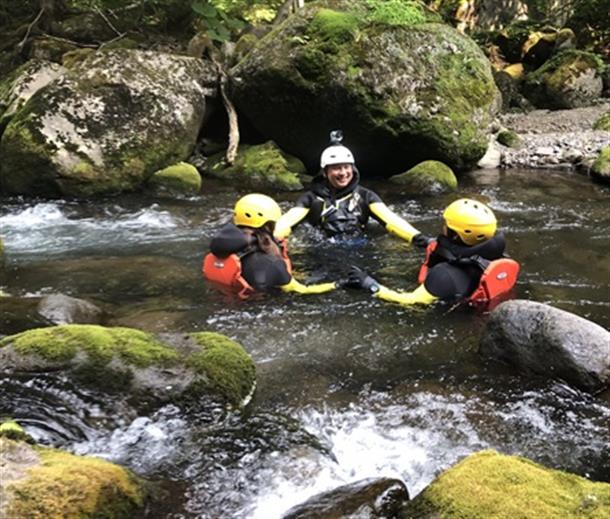 事前の安全説明や基本技術の指導