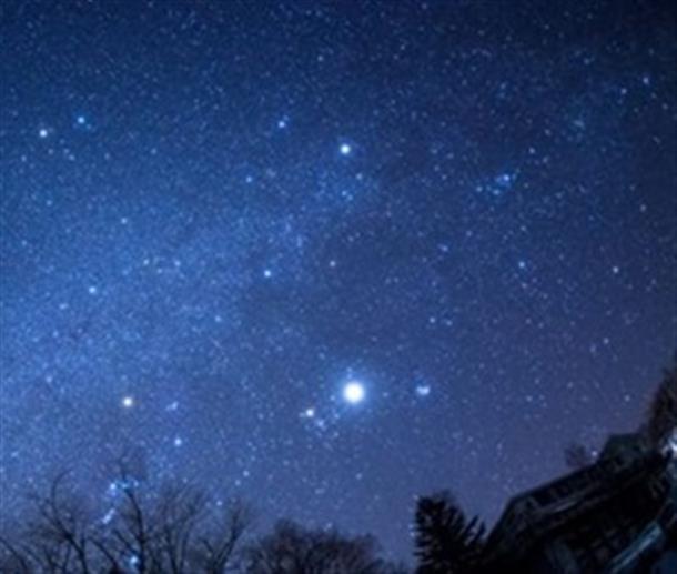 満天の星空を楽しむことも