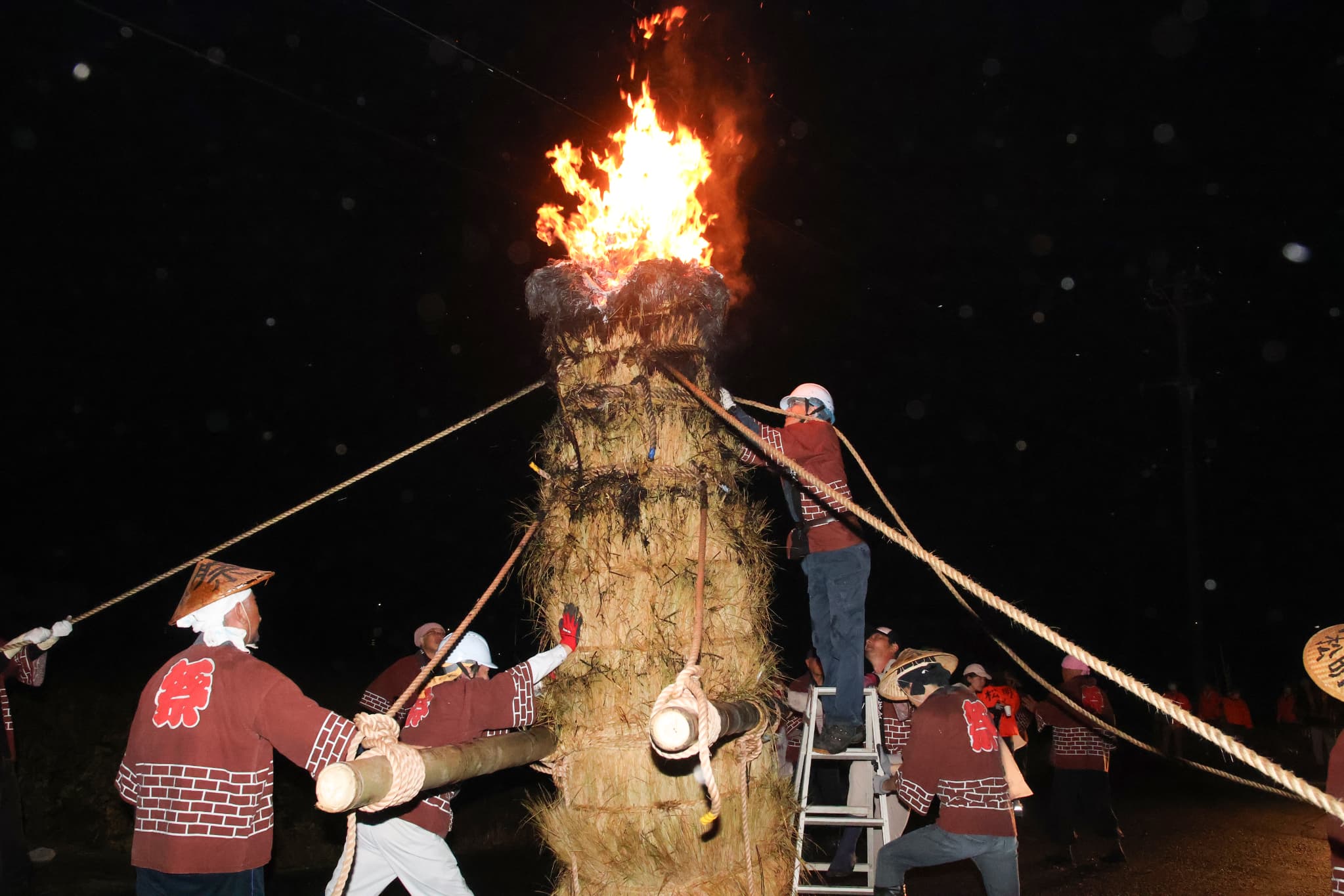 墓ノ木タイマツ祭り　提供元：入善町