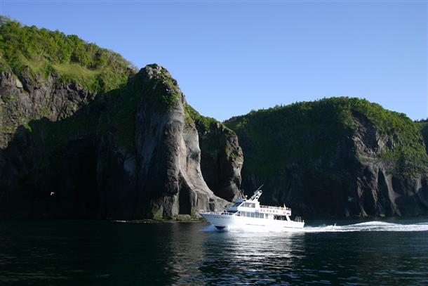 海から世界遺産知床を満喫！