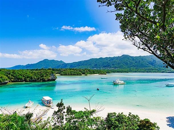 川平湾