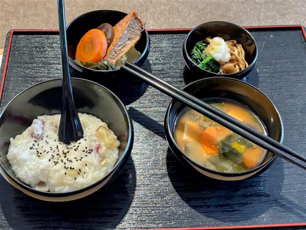 僧侶自身が丁寧に心を込めて作り上げた料理