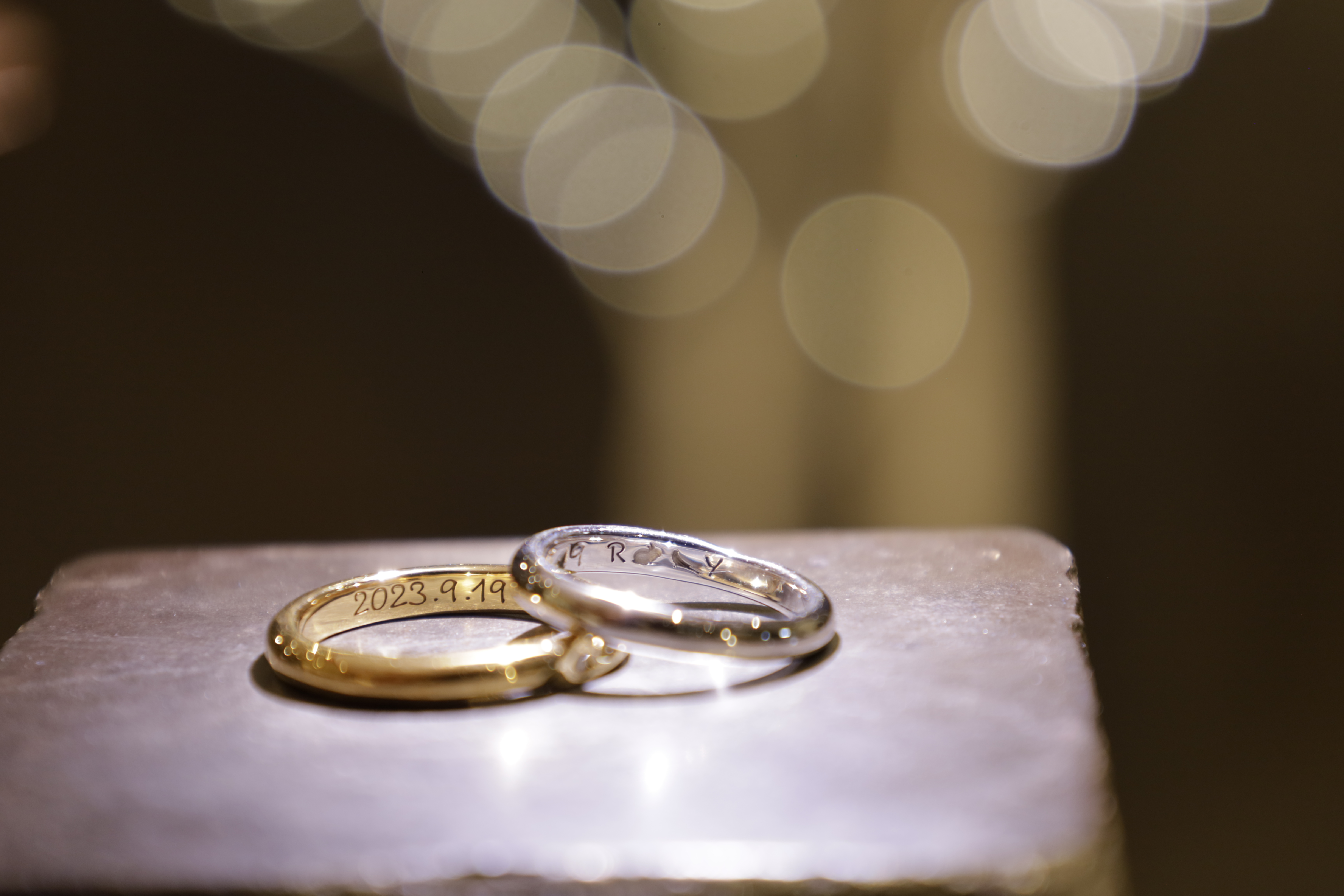 カラーコーティングや刻印、石留めも可能