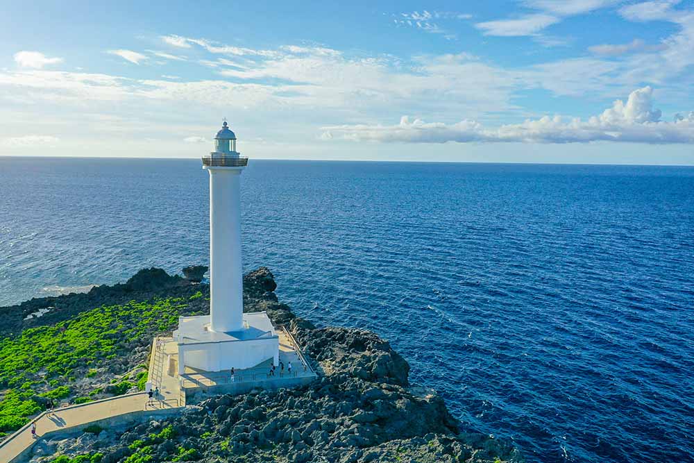 湛藍海景，標誌燈塔，觀賞大海絕景的聖地!