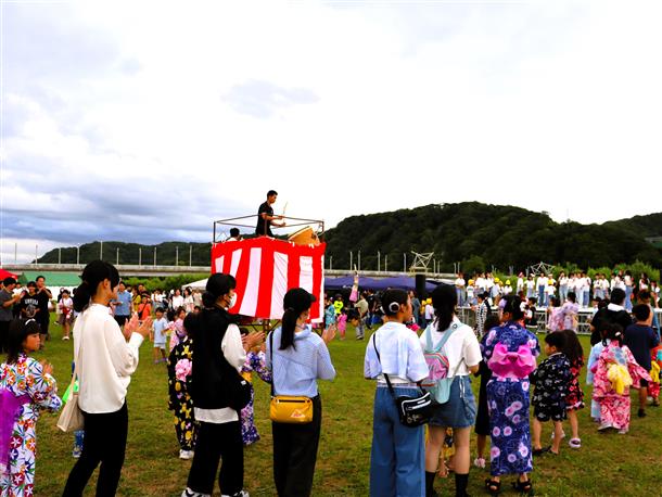靜內川盂蘭盆舞