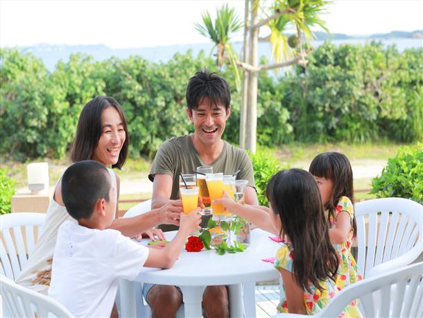 テラスでドリンク＆BBQを