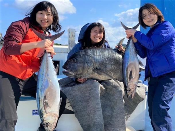 狙うは大物！パヤオ釣りツアー