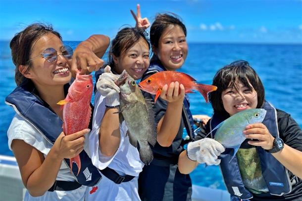 沖縄らしい魚「グルクン」釣ってみよう！