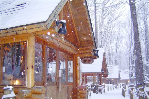 富良野らしい雑貨が並ぶ『ニングルテラス』