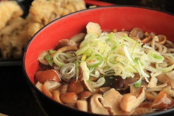 昼食はきのこ王国へ！きのこ料理に舌鼓♪