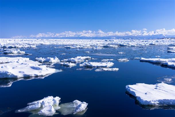 オホーツク海の流氷