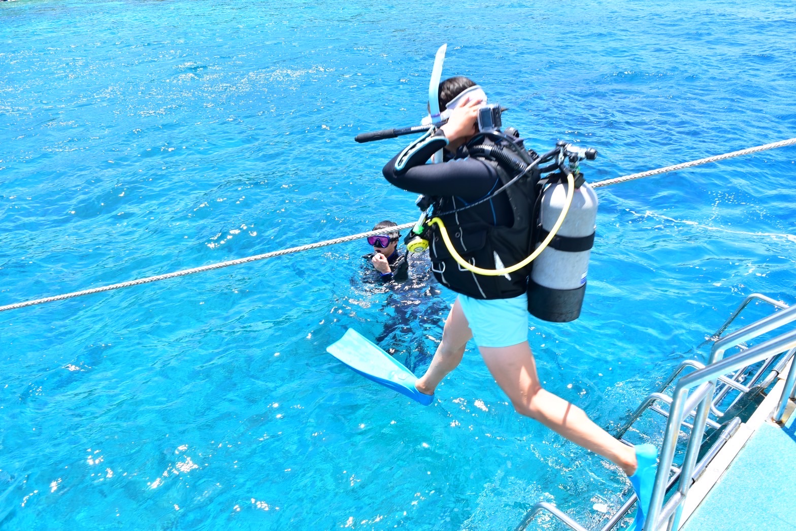 憧れの慶良間の海へダイブ！