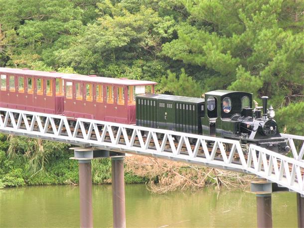 沖縄軽便鉄道