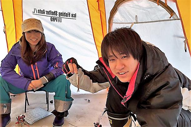 お子様も初心者も気軽にワカサギ釣り♪