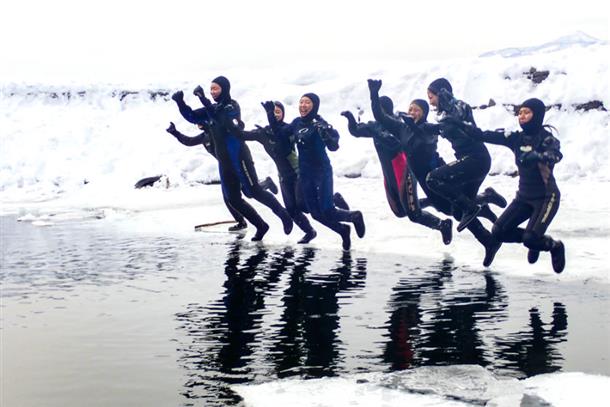 冬のステージ支笏湖ブルーに飛び出せ！