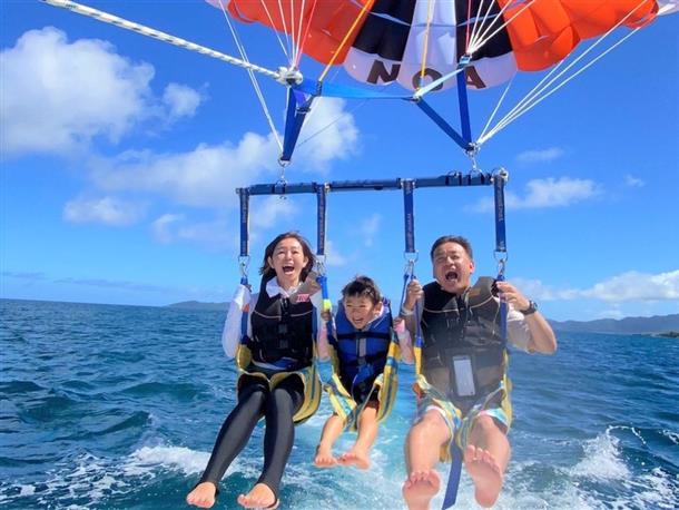 石垣島の海の上を空中さんぽ♪