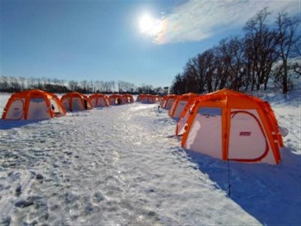 ワカサギ釣り(テント)