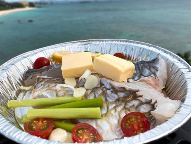 沖縄高級ロブスター付きシーフードBBQ