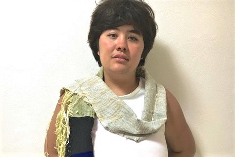 白シャツにオシャレなアクセント♪