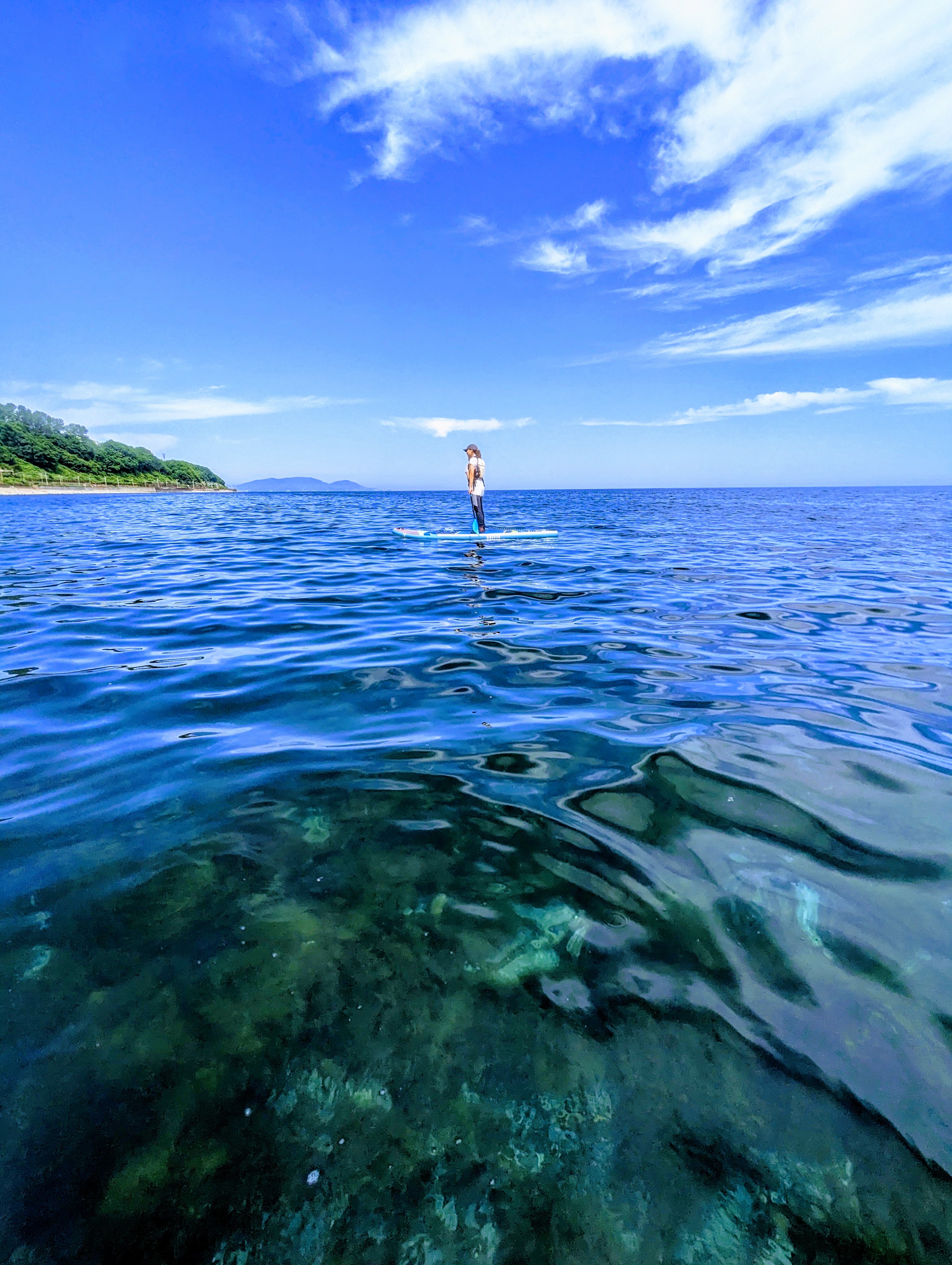 透明度の高い海でのサップツーリング