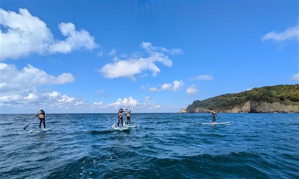 人気の蘭島海岸でおこなうSUP体験！
