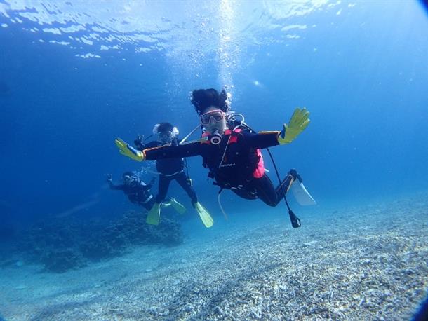 ダイビングの浮遊感を満喫