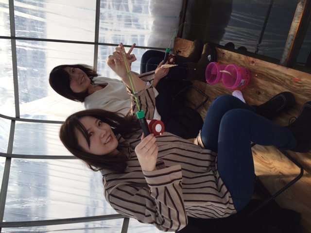 テント釣りです。写真は小屋釣りイメージ