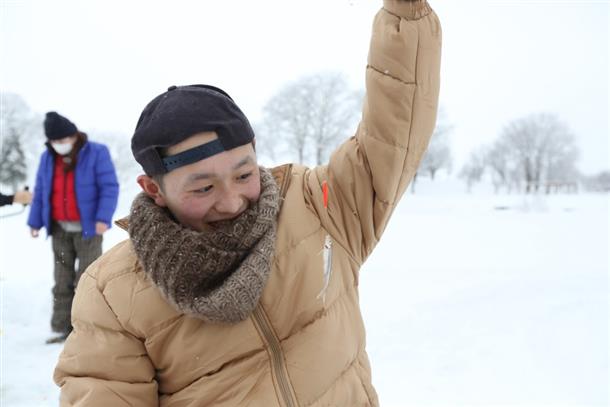 北海道ならではの氷上ワカサギ釣り体験♪
