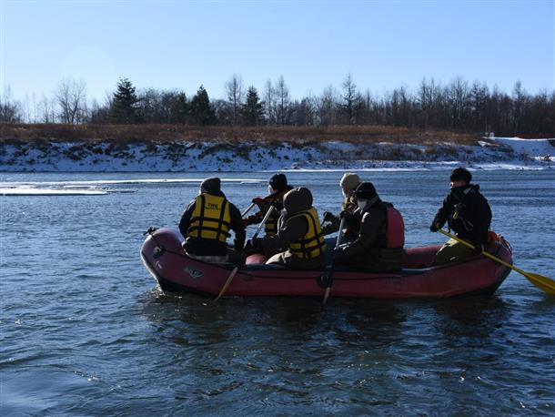 穏やかな流れを約5kmのんびり下ります