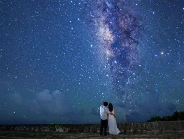 宮古島のロマンチックな星空フォト