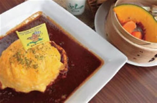 富良野ご当地グルメ富良野オムカレー