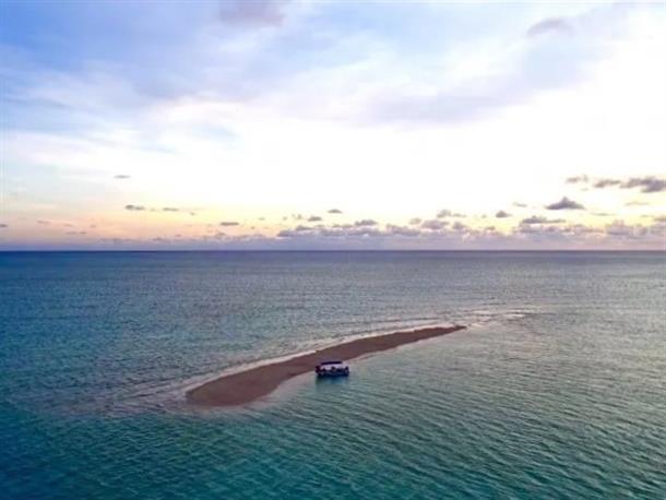 港からユニの浜まで約5分とげき近です★
